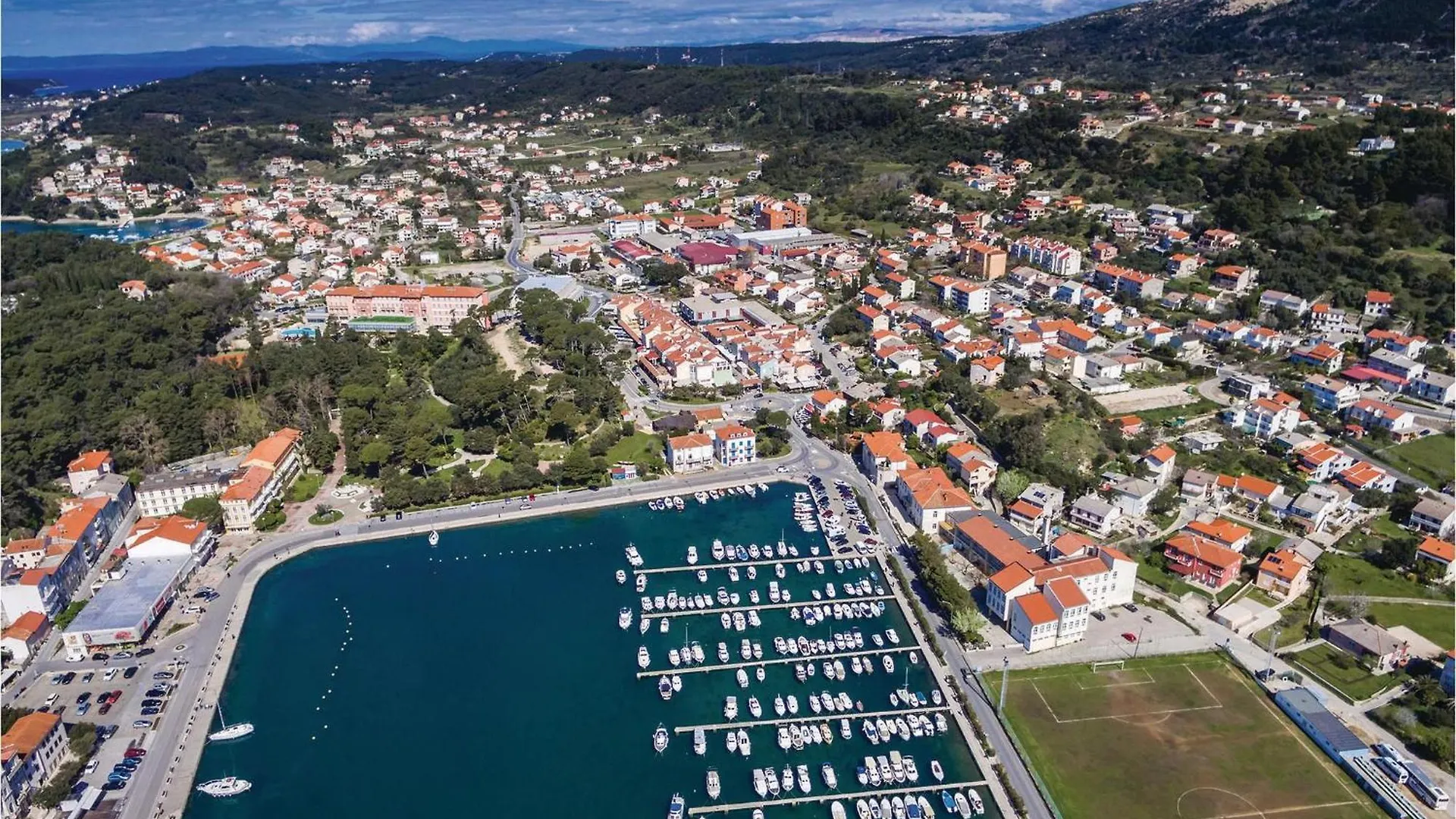 Amazing Apartment In Supetarska Draga With Wifi