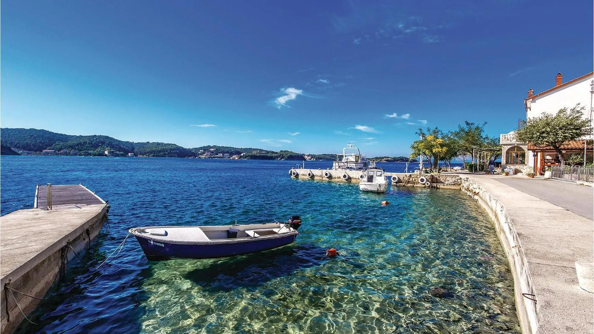 Amazing Apartment In Supetarska Draga With Wifi 0*,  Hırvatistan