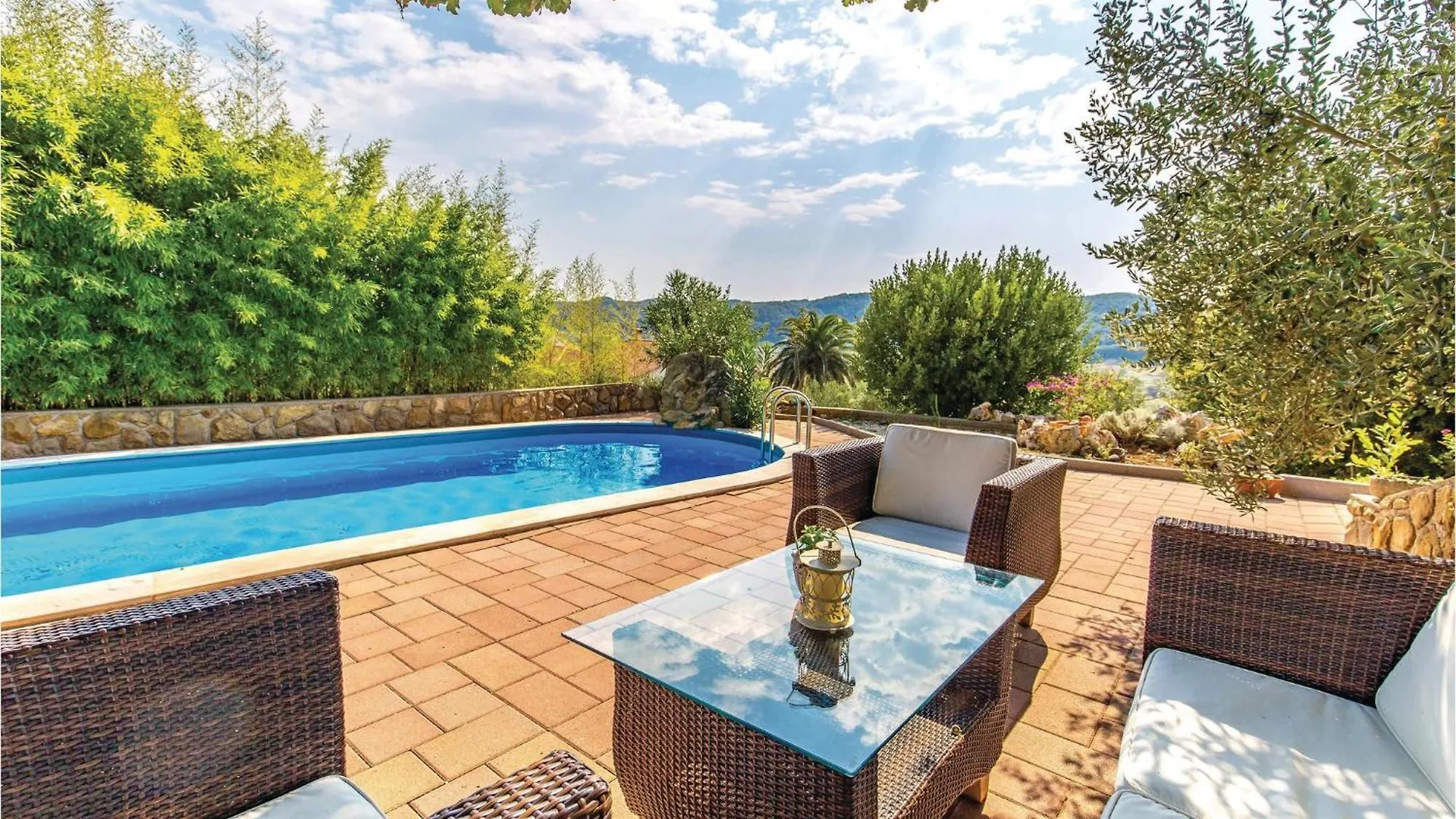 Amazing Apartment In Supetarska Draga With Wifi 0*,