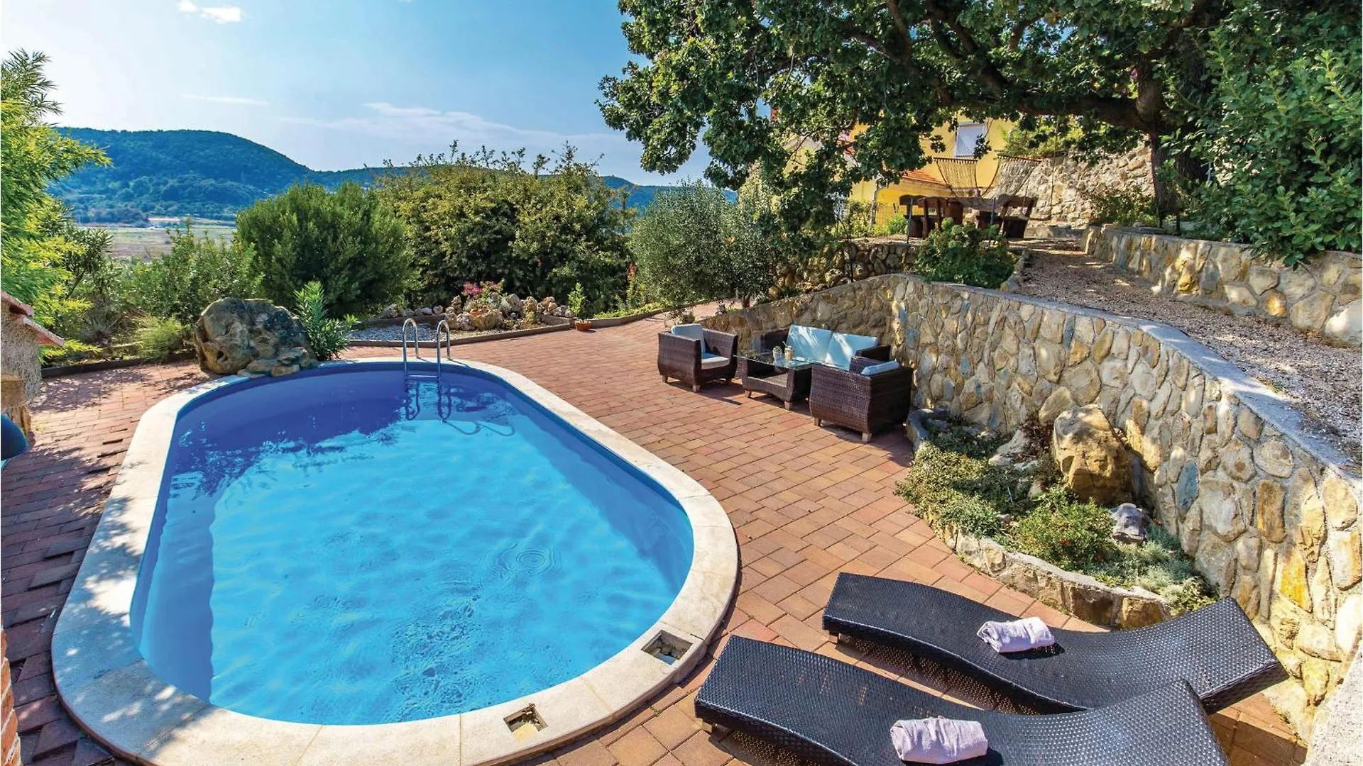 Amazing Apartment In Supetarska Draga With Wifi Hırvatistan